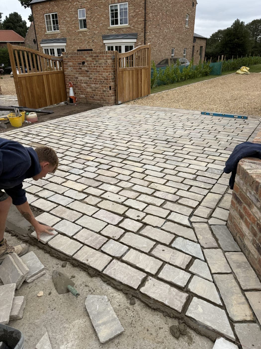 Reclaimed Stone Sett Courtyard
